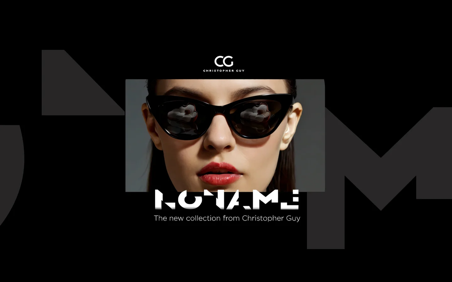 Banner No Name Collection: Woman wearing a glasses