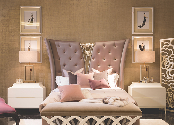 Gleaming Bedroom Impressions: Opulent Furnishings, Unforgettable Retreats