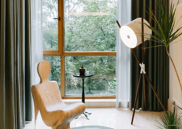 Room inspiration: A Tranquil Corner: Le Lotus Chair and Martini Table